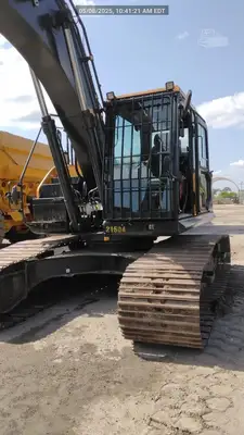 Used 2023 HYUNDAI HX210AL Crawler Excavators Florida US | National Equipment Dealers #1422285