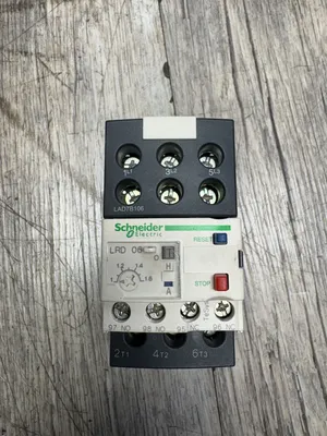 USED SCHNEIDER LAD7B106 LRD 06
