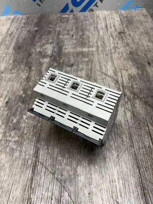 ALLEN BRADLEY 1492-FB3J60-L Electrical/PLC/Automation | ESS Industrial Equipment Sales (6)