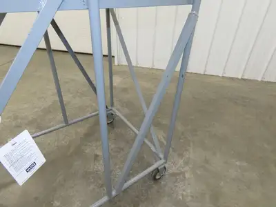 Uline H-7919 Rolling Ladder 4 Step 36" Work Platform 40" Top Step 800lbs Cap