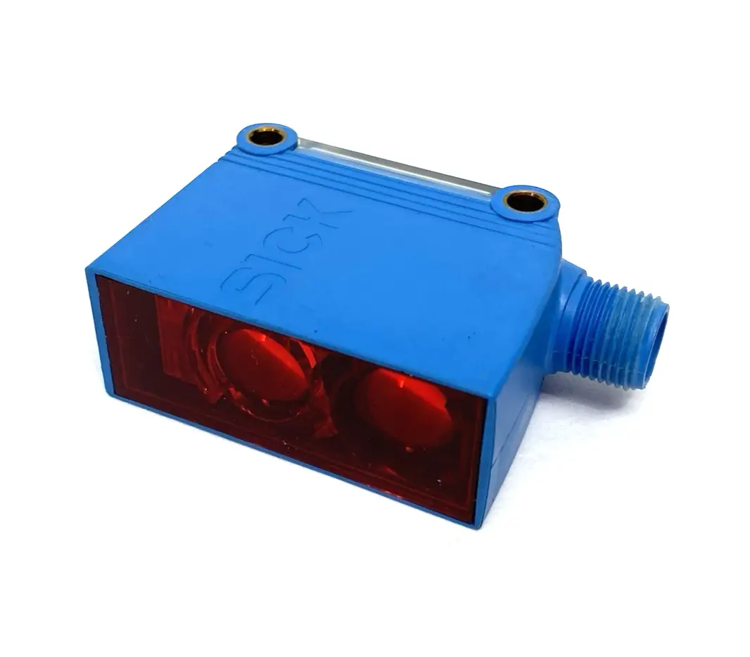 Used SICK PHOTOELECTRIC PROXIMITY SENSOR, BACKGROUND SUPP. 1081296 Photoelectric Sensors Michigan US | Maverick Industrial Sales #1090850
