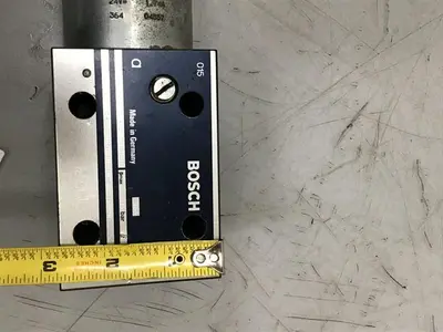 USED BOSCH 0 810 001 825