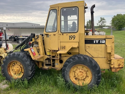 USED CAT IT 12 WHEEL LOADER /