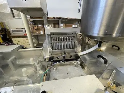 Sarong model SAAS-15 Suppository Machine with Aluminum Foil