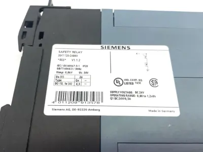 USED SIEMENS SIRIUS ADVANCED BASIC SAFETY RELAY UNIT W/ CONNECTOR TERM.
