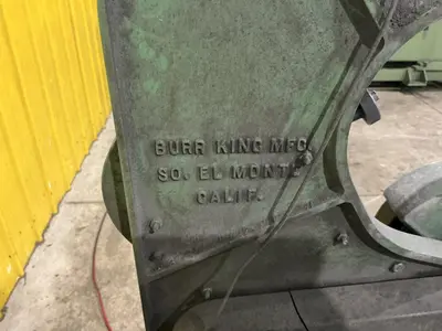 BURR KING MODEL #760 BELT SANDER & CENTRAL MACHINERY MODEL #1024 DOUBLE END GRINDER ON COMMON BASE: YOBRO #24820