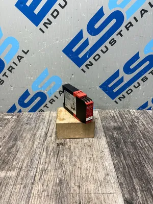 TELEMECANIQUE XPSAX5120 Electrical/PLC/Automation | ESS Industrial Equipment Sales (1)