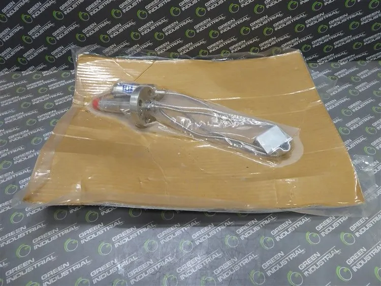 Used DYNISCO _UNKNOWN_ Pressure Transmitters | Green Industrial #682925