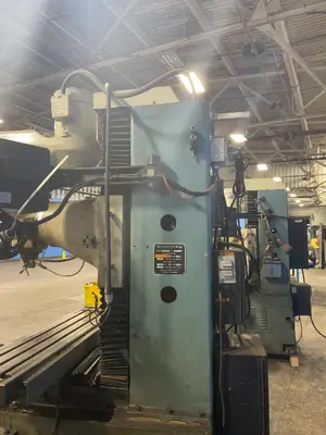 Used SWI TRAKTRM Vertical Mills Ohio US | HGR 24 #998385