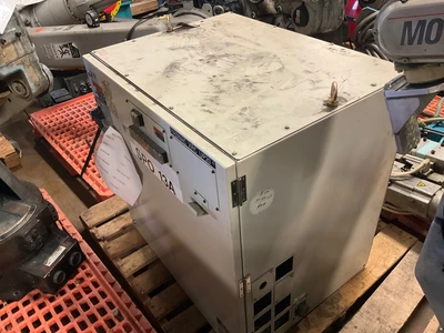 USED YASKAWA YASNAC XRC UP20