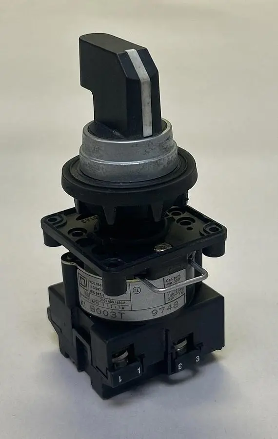 Used SQUARE D K1B003T Miscellaneous Equipment (Electrical & Power) Ohio US | Surplus Asset Holdings #1209106