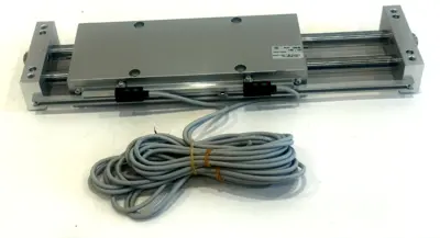 NEW SMC CDBXWL25-100-J79WL GUIDED AIR CYLINDER CDBXWL25100J79WL