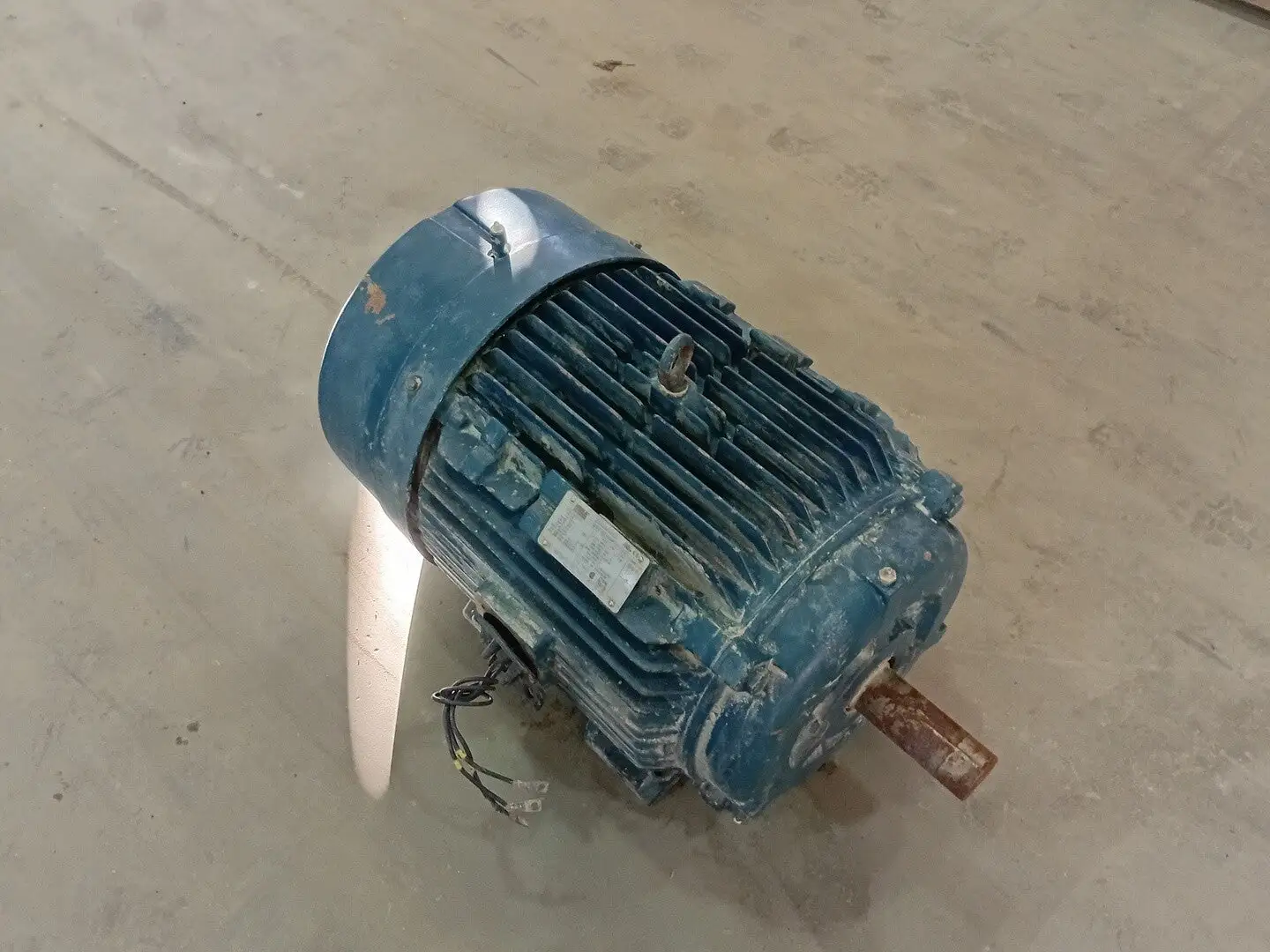 USED SIEMENS 1LA03244ES51