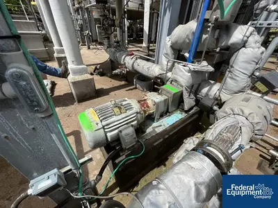 USED Waukesha 4" Waukesha Rotary Lobe Pump, S/S, 15 HP, Model 5070