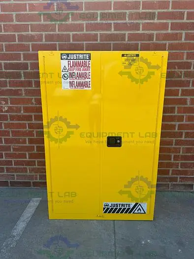 Used JUSTRITE 45 GALLON FLAMMABLE LIQUID STORAGE CABINET W/ SOFT CLOSE DOORS, KEY Biological Safety Cabinets | Equipment Lab #486590