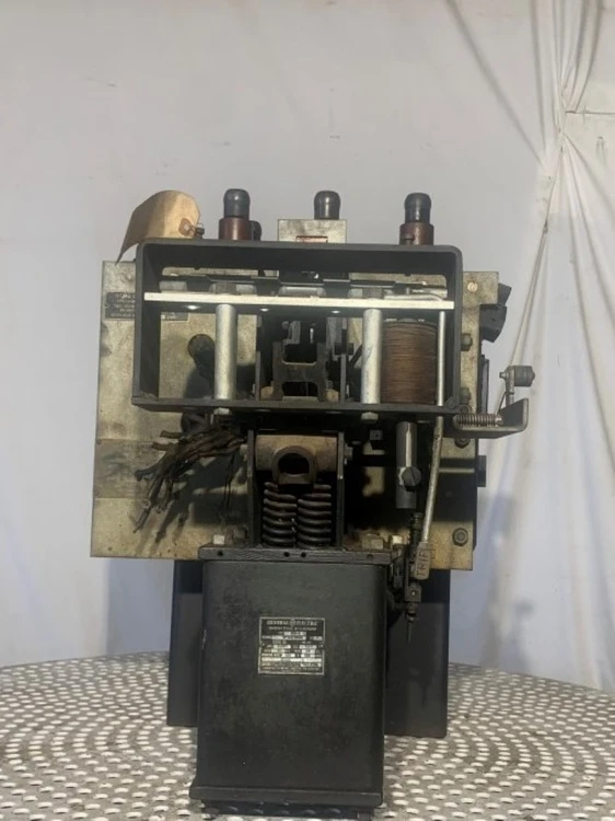 Used _UNKNOWN_ FK143 Circuit Breakers Alabama US | Transamerican Equipment Company #704602
