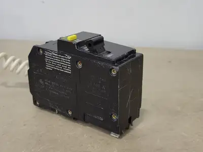 USED SQUARE D QO260