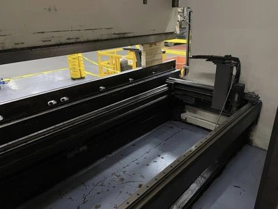 2007 BYSTRONIC PR 320X4100 Press Brakes | Bayou Machinery (6)