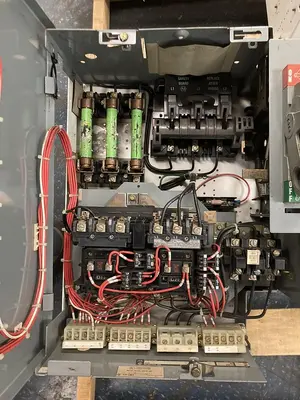 USED ALLEN BRADLEY 2106B-BDB-1-4RR-6X-24R-79U-901
