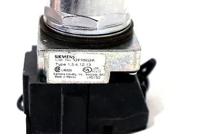 USED SIEMENS 52PT6G2AP PUSHBUTTON