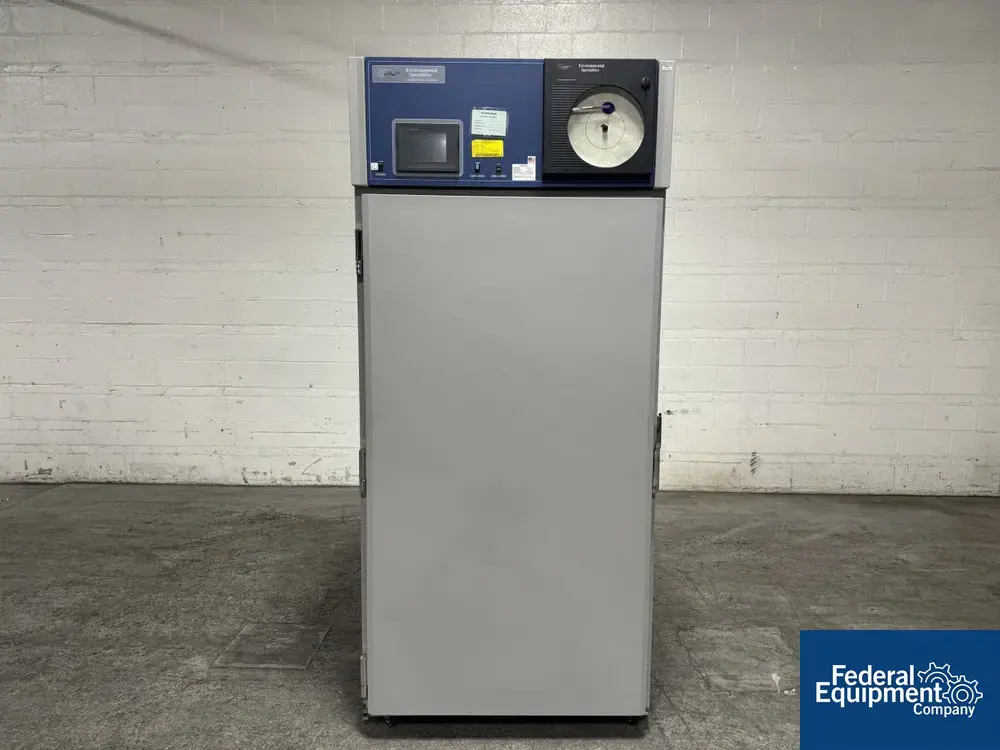 USED Environmental Specialties 33.8 Cu Ft Environmental Specialties Environmental Chamber, Model ES2000 CS