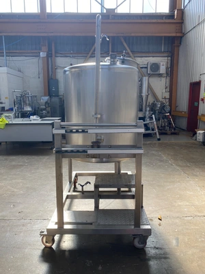 Used _UNKNOWN_ 800 Litre Stainless Steel Tanks GB | Perry Equipment #1136095