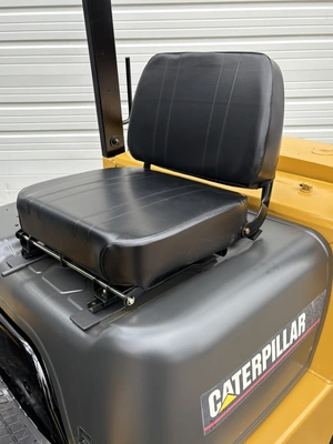 USED 2005 CAT GP20K