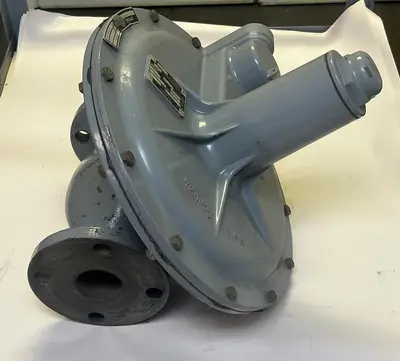 USED FISHER CONTROLS 133H-4