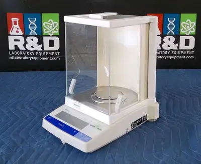 Used Mettler Toledo _UNKNOWN_ Lab Balancers California US | R&D Laboratory Equipment #796614