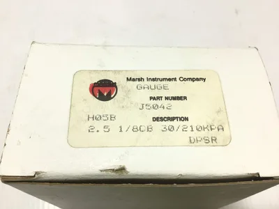 Marsh J5042 Dual Scale Pressure Gauge 2.5 1/8OB 30/210kPa