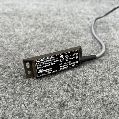 Used Schmersal BNS33-01Z-2063 Proximity Sensors California US | Davliegogo LLC #1706014