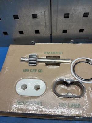 New | in-Stock Pulsafeeder KE05XTUS-STD Pumps Indiana US | J&J Industrial Supply #1427153