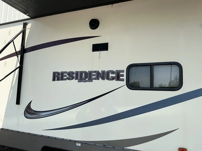 Used 2016 KEYSTONE RESIDENCE 4051FL Campers, Caravans, Motorhomes Michigan US | Miedema Asset Management Group #1327788