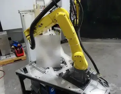 USED 2015 FANUC LR MATE 200ID/7L