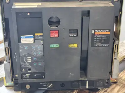 Used 2000 MERLIN GERIN M16H1 Switchgears British Columbia CA | Lenmark #240431