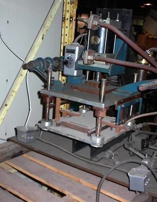 Custom 1 Ton Air Press