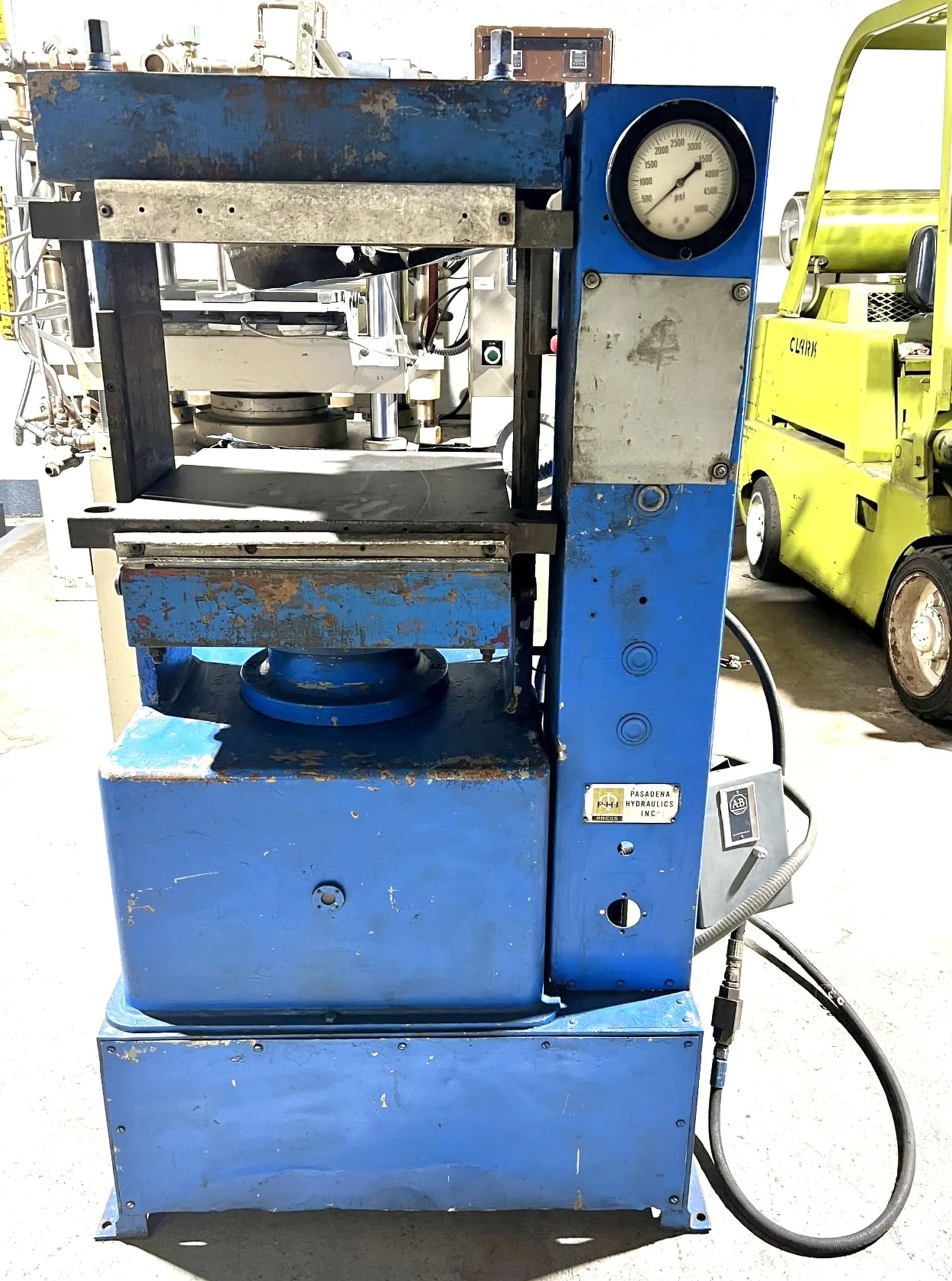 USED PHI PHI 70-254-AM4 PRESS