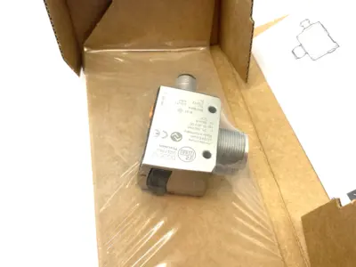 USED IFM LASER DISTANCE SENSOR RECTANGULAR, M18 HOUSE