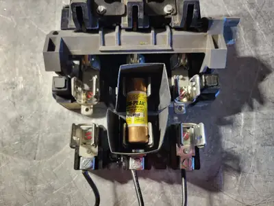 Used ALLEN-BRADLEY 1494F-D30 Switchgears British Columbia CA | Lenmark #239712