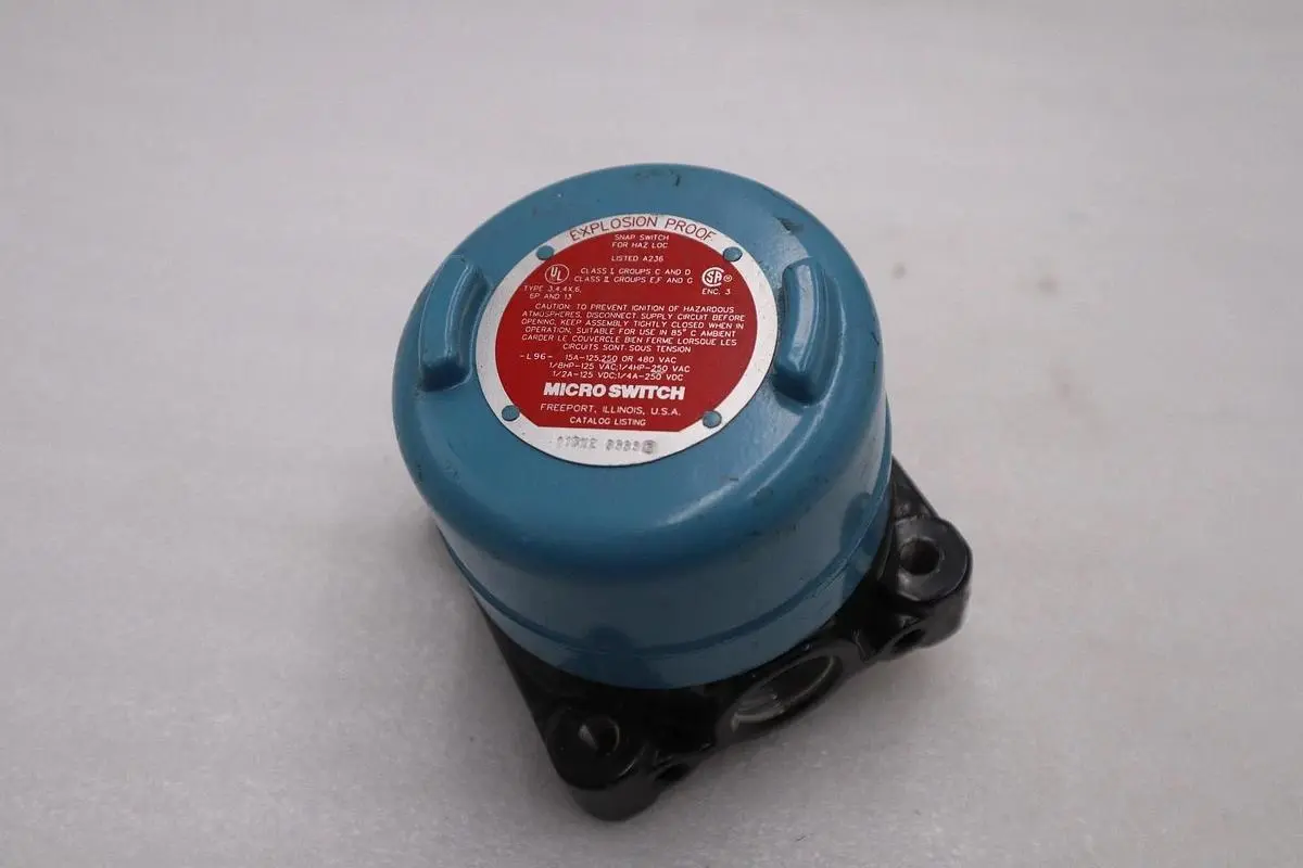 New Honeywell Micro Switch 11CX2 9333 Explosion Proof Precision Limit Switch