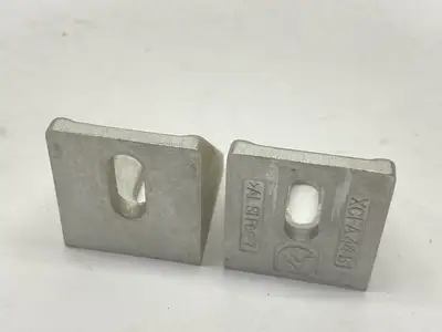 XCFA 44 B | Flexlink  Angle Bracket Gusset 42 x 42 LOT OF 2 - Used