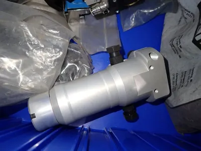 Valves/hardware