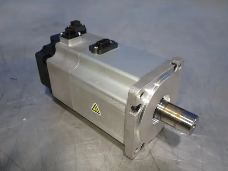 Used OMRON R88MK75030TBS2 Servo Motors | HGR 24 #730867