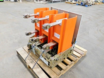 Used GE VB 7.2-500-3 Circuit Breakers Ohio US | Equipment Recovery Corp. #1331013