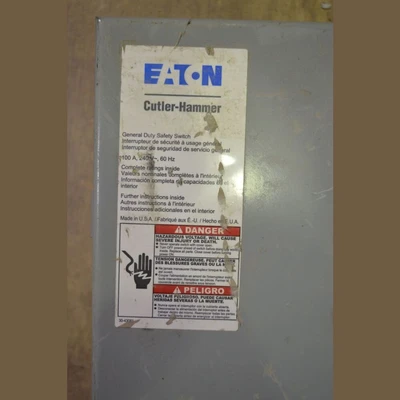 Cutler Hammer 100 Amp Disconnect
