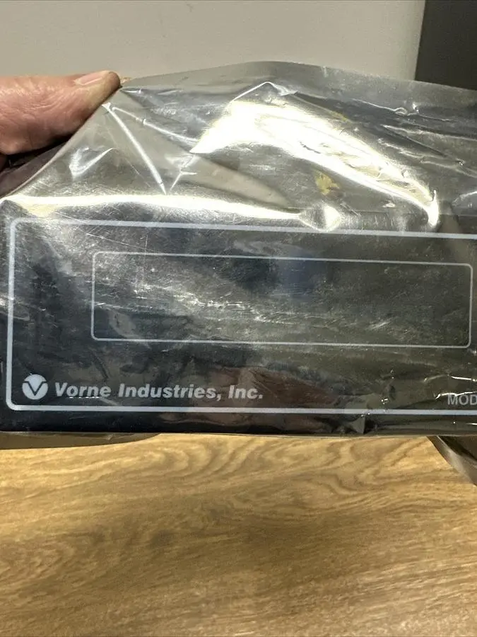 New | in-Stock VORNE INDUSTRIES MODEL 2500 Industrial Controls | Surplus Asset Holdings #1220818