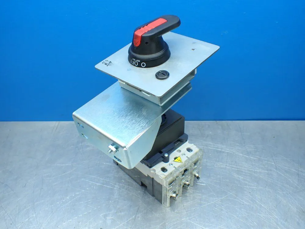 Used SIEMENS 3VL11102KE300AA0 Circuit Breakers Ohio US | HGR 24 #928150