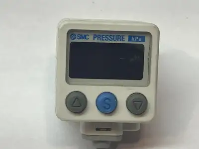 USED SMC VACUUM SWITCH 0 TO -14.69 PSI