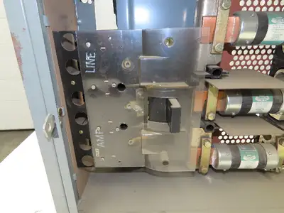Westinghouse FDP325R Safety Disconnect Switch 400A 240VAC 100Hp 3Ph Fused