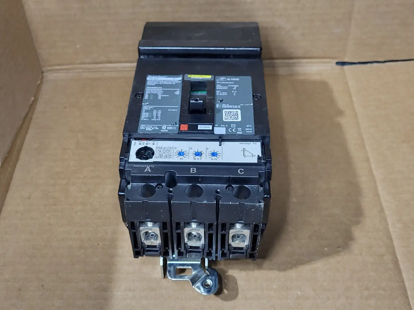 USED SQUARE D HRA36060U31XYP